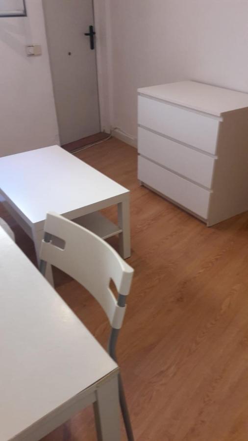 Apartamento 1 Dormitorio En Orquideas Cerca De Tetuan Madrid Exterior photo